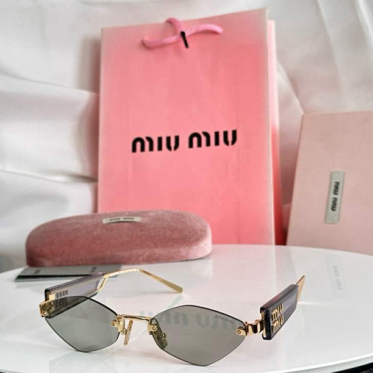 Picture of Miu Miu Sunglasses _SKUfw79339160fw